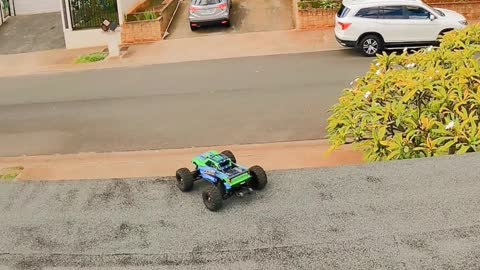 A Creative RC Car Track