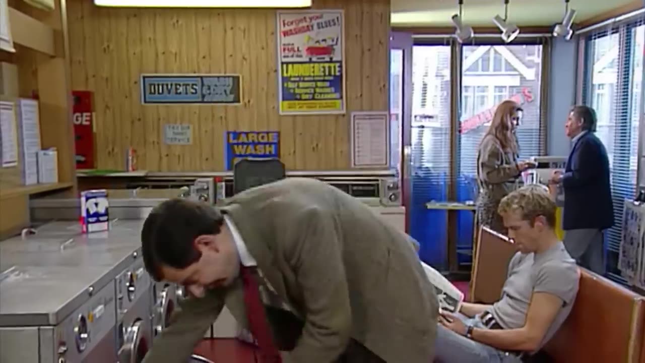 Mr bean Army, funny clip