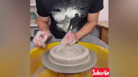 Making clay bowl