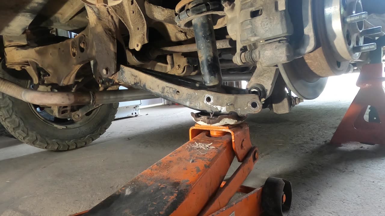 Subaru Impreza rear lower control arm replacement