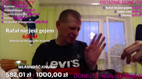Dryblas nakłania majora do picia wódki z nitrem
