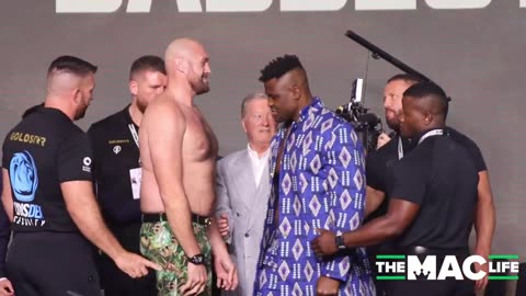 Fury vs Ngannou face off before the fight