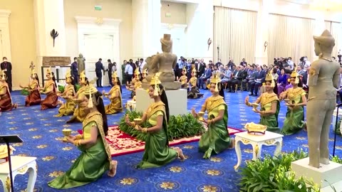 Cambodia welcomes return of stolen artifacts