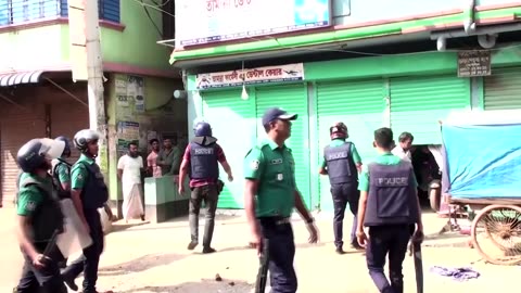 One dead in Bangladesh garment worker clashes