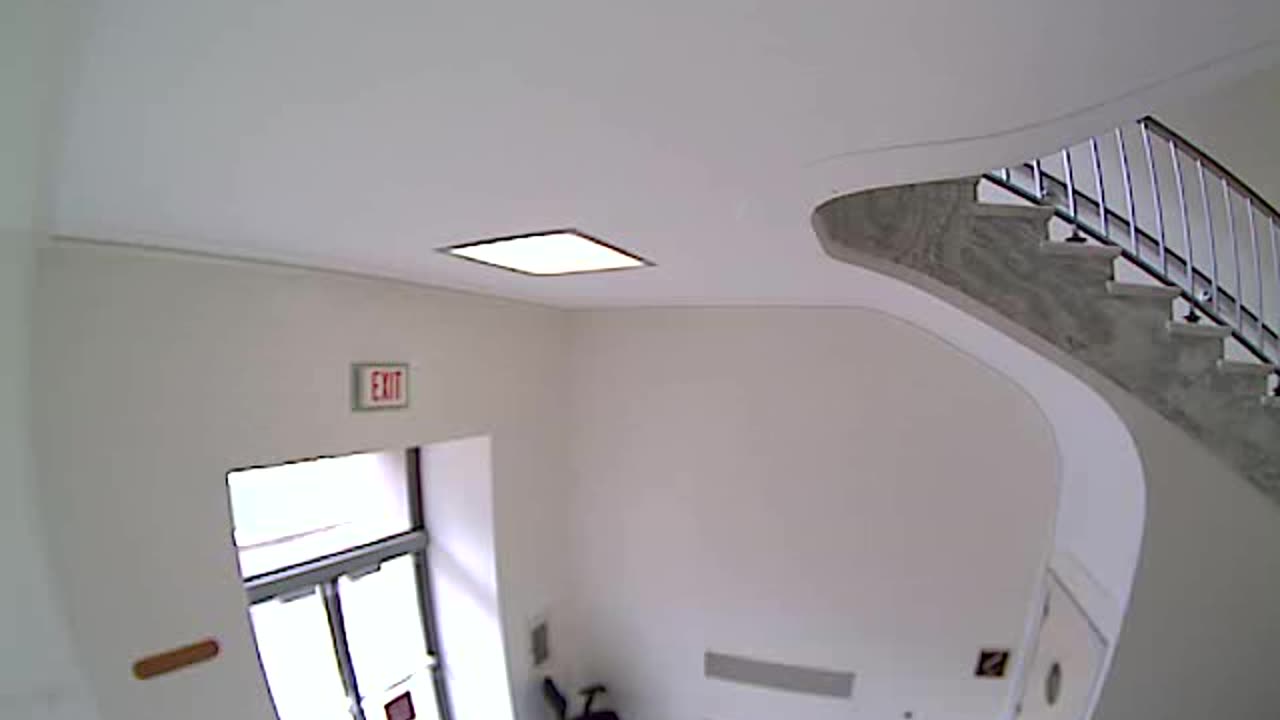 3163RHOBGRStair6FireExitDoor_2021-01-06_10h40min03s423ms.mp4