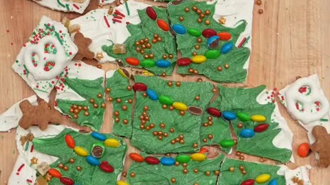 Break-Apart Christmas Tree Candy Bark Food Network