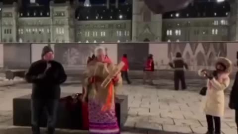 Canada 🇨🇦 - Native American Drummers Join Protest In Ottawa