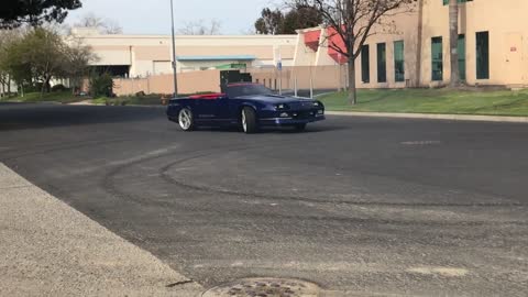 1990 IROC-Z Camaro donuts