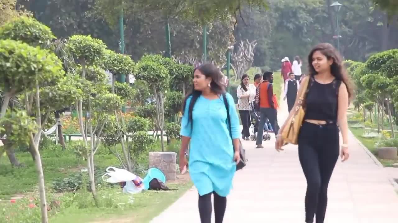 Top 10 Funniest Pranks in India _ MindlessLaunde