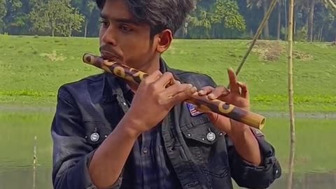 Use headphones and feel this Amazing flute 🪈 tune......