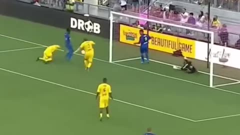 Higuita 😲👏