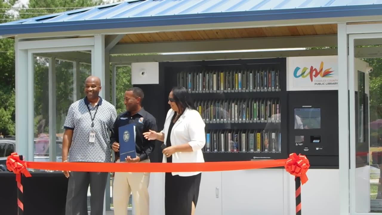 Nanjemoy Kiosk Ribbon Cutting
