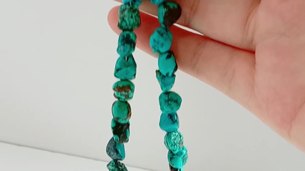 Free-shape Natural turquoise beads with Charoite Lapis lazuli turquoise pendant simple necklace