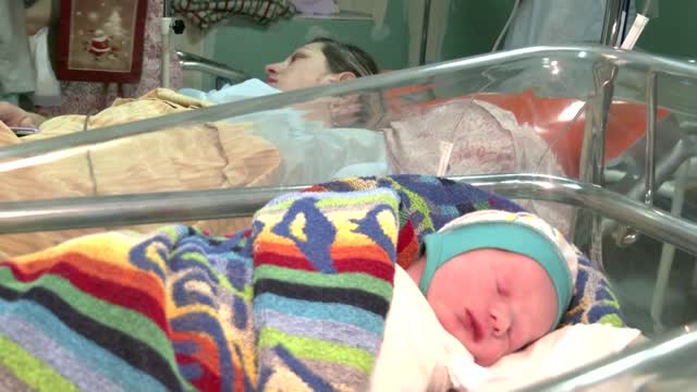 Born in war: Kyiv's maternity ward under siege