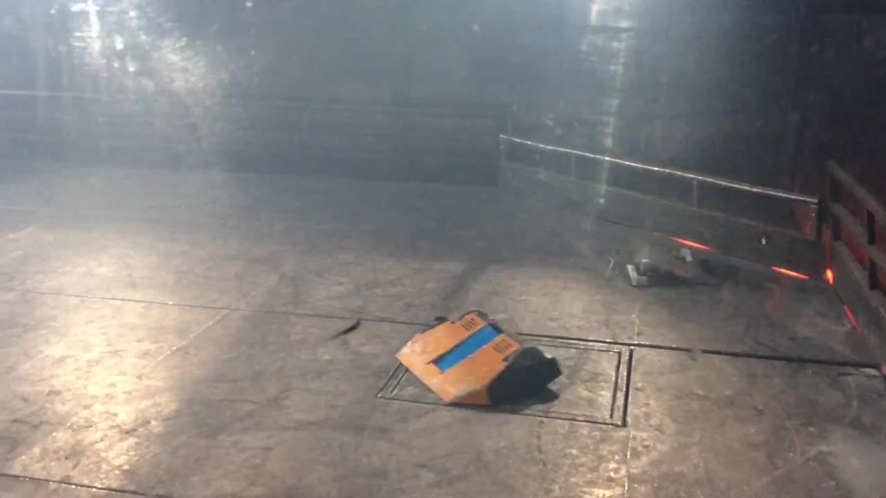 Extreme Robots Manchester 2018: Eric Vs Crackers N Smash Vs F7