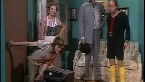 CHAVES - Episódio #99 (1975) Assistindo ao jogo