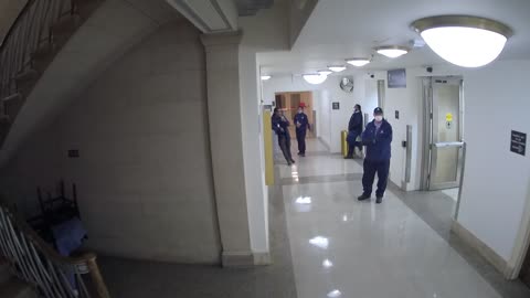 3234LHOBBAStair4_2021-01-06_05h20min00s993ms.mp4