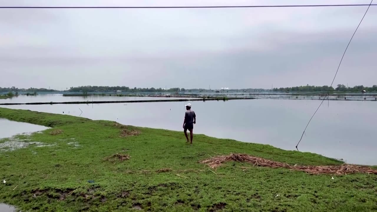 Farmers suffer as Cyclone Remal floods Bangladeshi villages