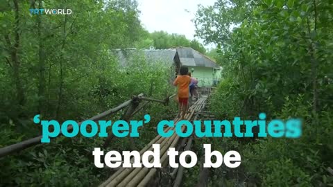 These Indonesian school children have to study in flooded classrooms