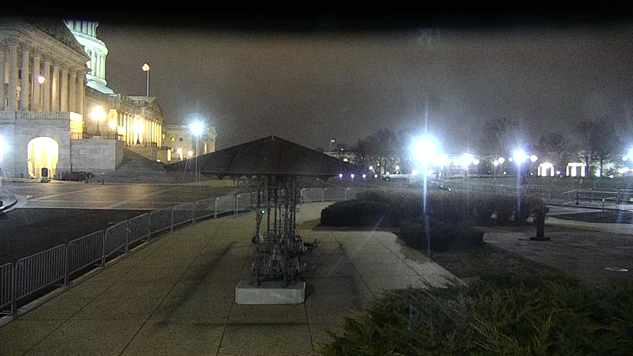 0675USCG00HousePlaza_2021-01-06_03h54min09s240ms.mp4