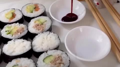 This device makes it so easy to make your own sushi! 🍱 🥢