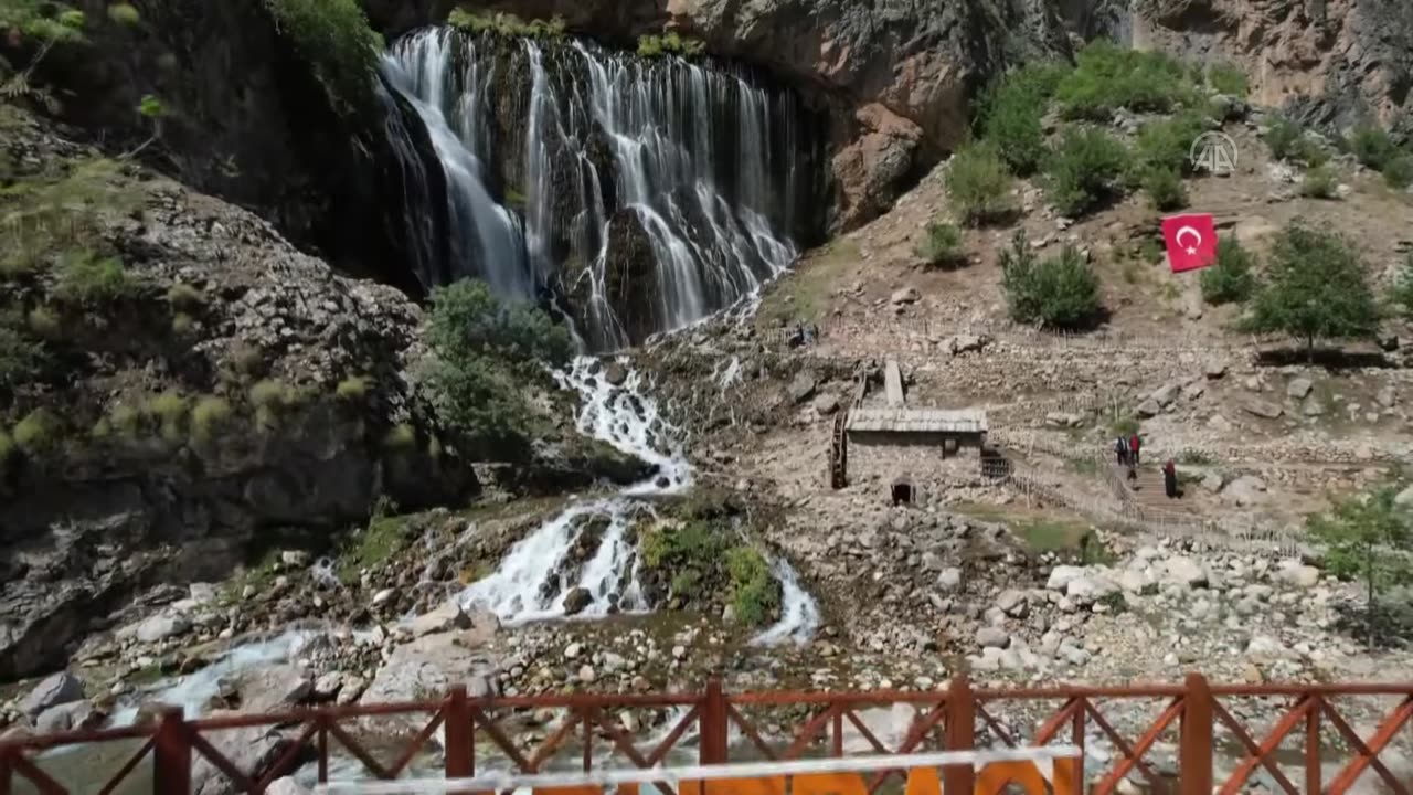 "Land of waterfalls" Yahyalı is expected to receive 500 thousand tourists this year