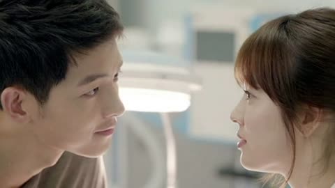 Song Joong Ki,"My ideal type is..."