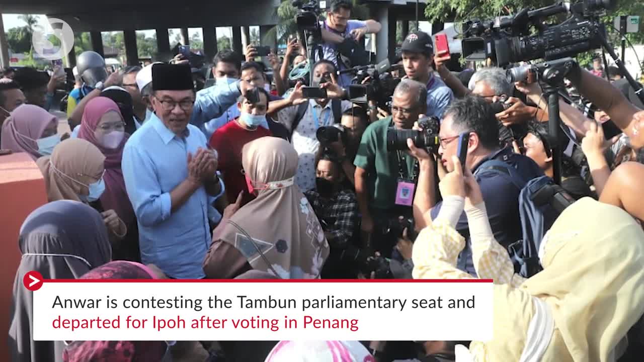 Malaysia GE15: Anwar casts his vote before departing for Tambun | The Star/ANN