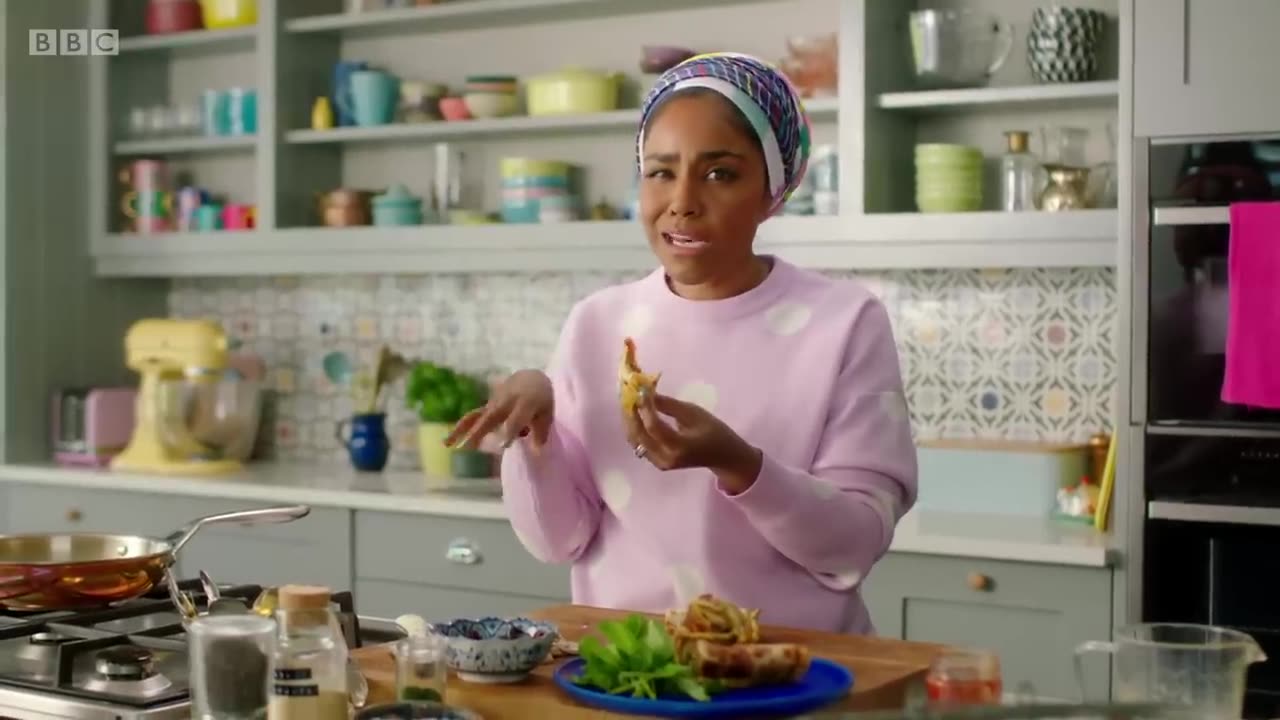 Nadiya's 5 minute crispy egg rolls.