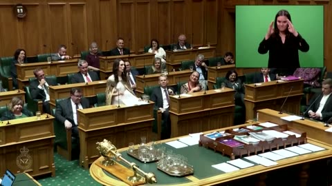 Former New Zealand PM Jacinda Ardern gives final speech
