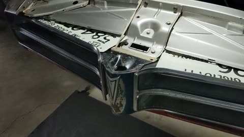 1965 Bonneville/Catalina Grill n Nose section mounted in '68 Firebird