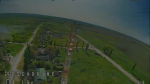 Ukrainian Kamikaze Drone Takes Out Russian Coms Towers