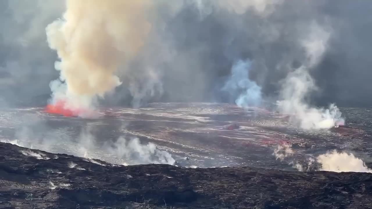 Volcano Kilauea - Hawaii. Halemaʻumaʻu Crater eruption, january 2023.