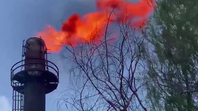 Mexico jeopardizes climate goals with gas flaring