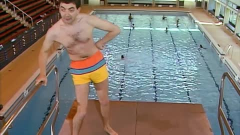 Mr Bean Jumping in the Swimming Pool | Funny Video | Mr Bean Comedy