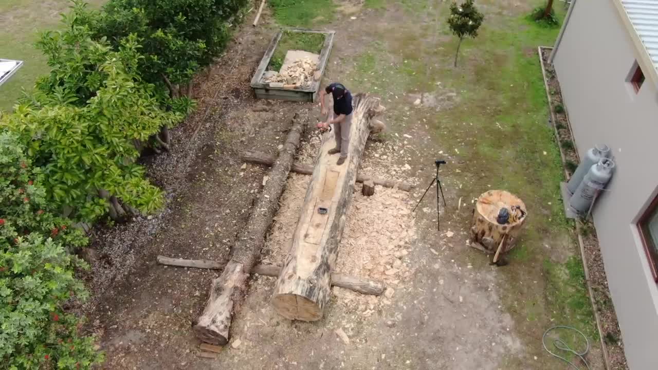 DUGOUT CANOE BUILD - Timelapse, by Outbackmike