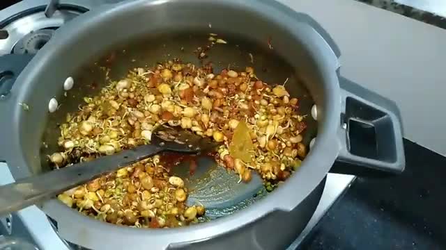 High protein masala sprouts