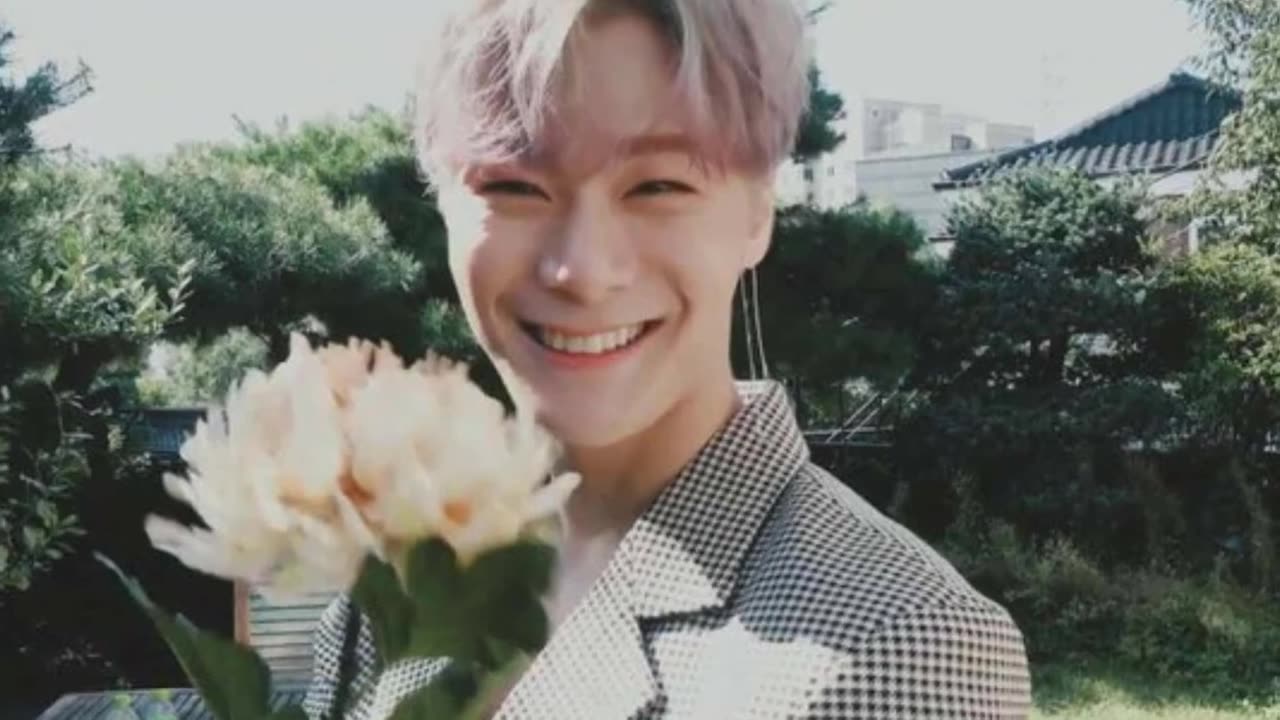 watch : Moon Bin, ASTRO member Moonbin passes away at 25