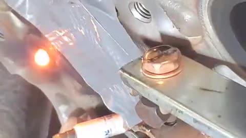 Screw breakage can only be screwed out by welding