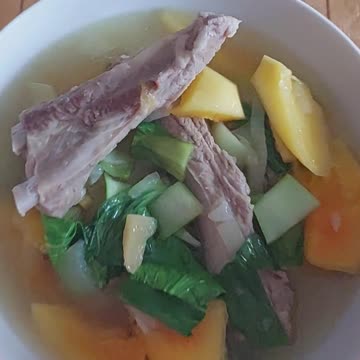 Pork and Papaya Soup! Tinolang Baboy with Papaya #soup #porksoup #recipe #homecooked #food