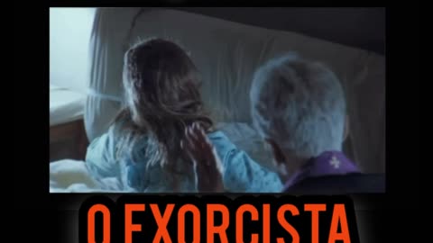 CENA PERDIDA EXORCISTA LIBERADA PELA FAMÍLIA DO DIRETOR WILLIAN FRIEDKIN REGAN GIRANDO A CABEÇA