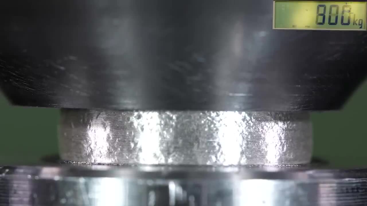 How Strong Is Tungsten Ring? Hydraulic Press Test!9