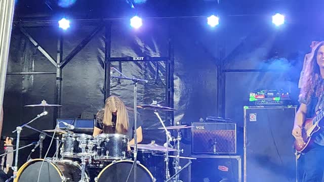 Texas Hippie Coalition "Hands Up"