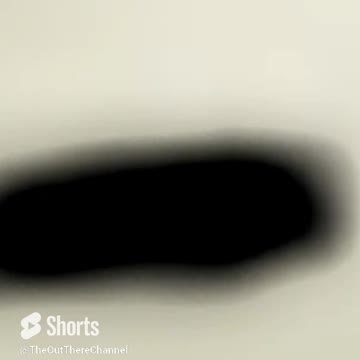 Clip of live 104 - Pilot snaps UfO in 1995 from cockpit with normal film camera see full show