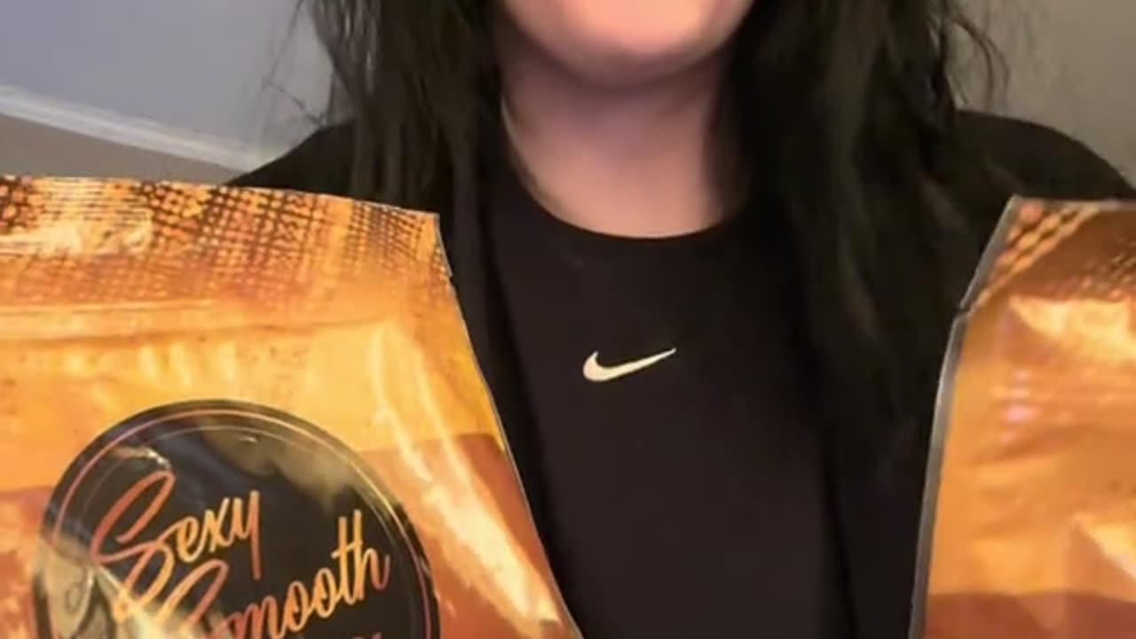 Reviewing Sexy Smooth Golden Allure & Cherry Desire Scented Hard Wax by @kgwaxstudio