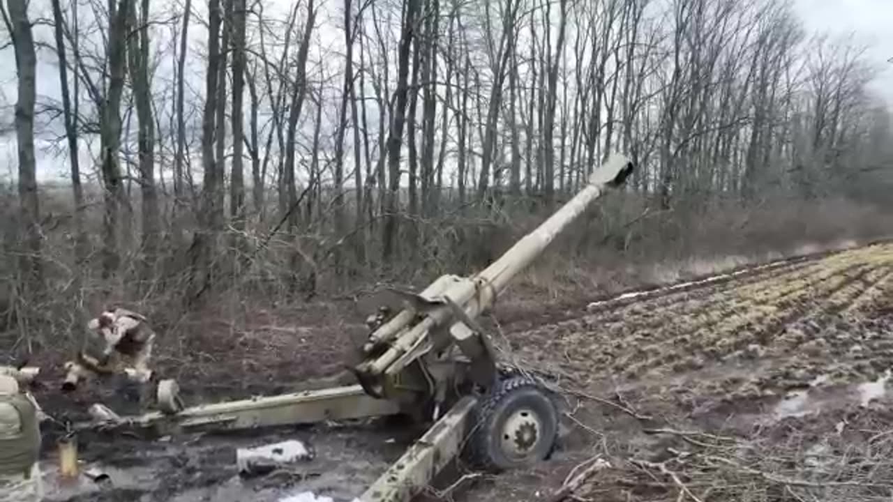 Brothers-in-arms: 152 mm D-20 howitzers of Western Military District in combat action