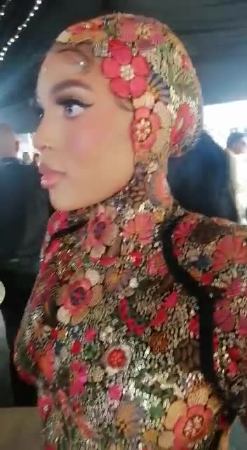 Our hot take on which celebs ‘showed us the honey’ at Hollywoodbets Durban July