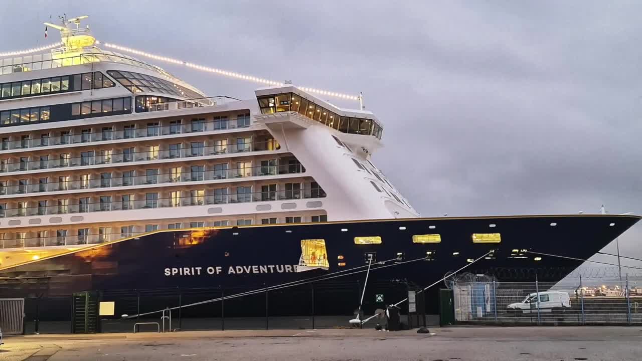 Standard Balcony Cabin Tour Saga Spirit of Adventure Cruise Ship.mp4