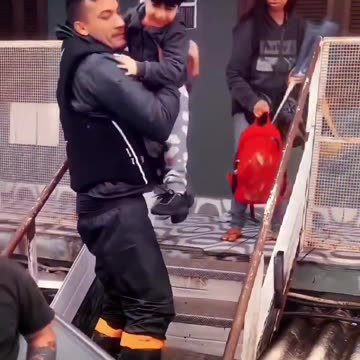 “ No fim sempre será: “ O Povo pelo Povo