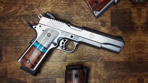 1911 custom grips